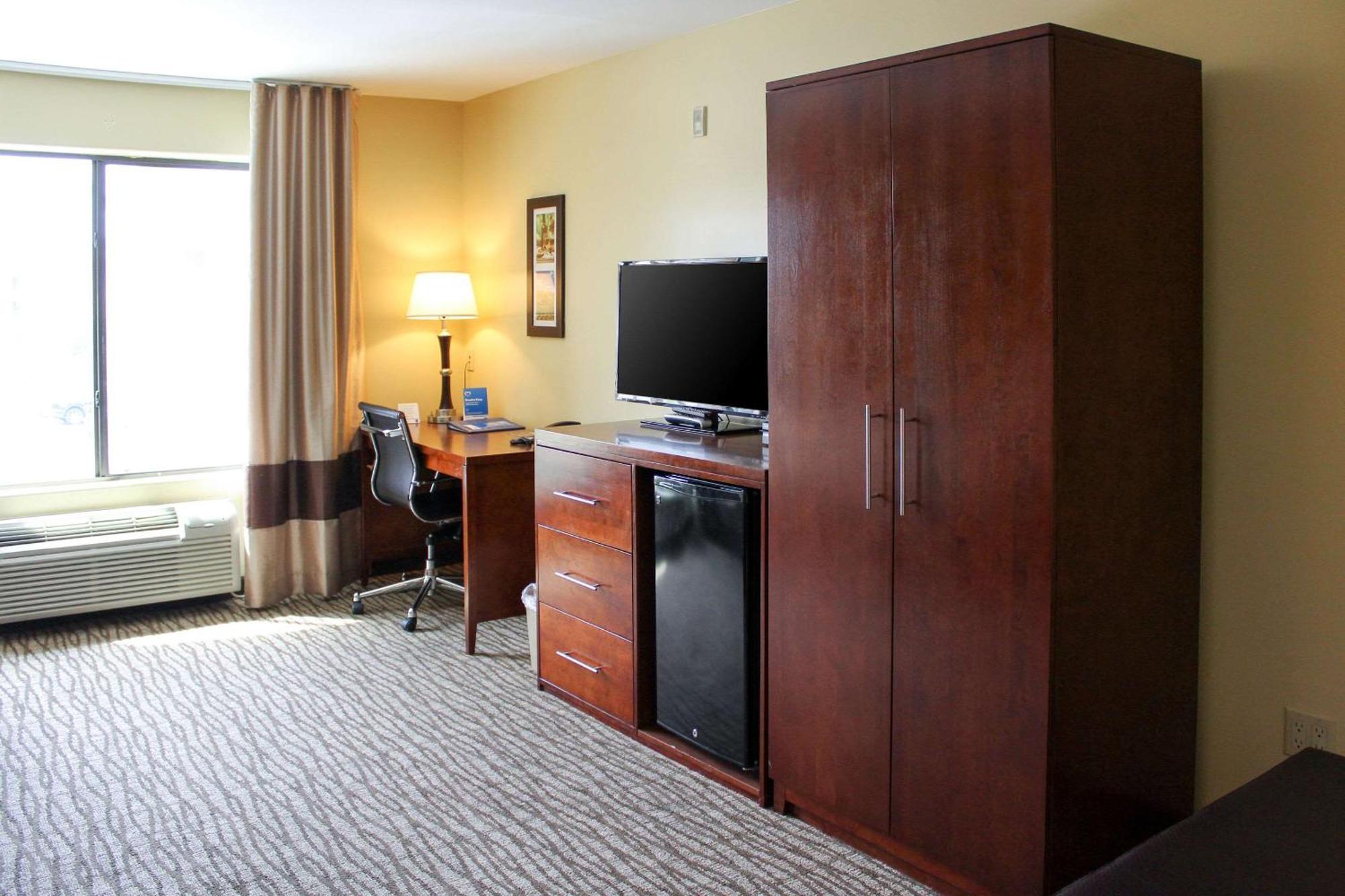 Comfort Inn Pomona Near Fairplex Екстер'єр фото