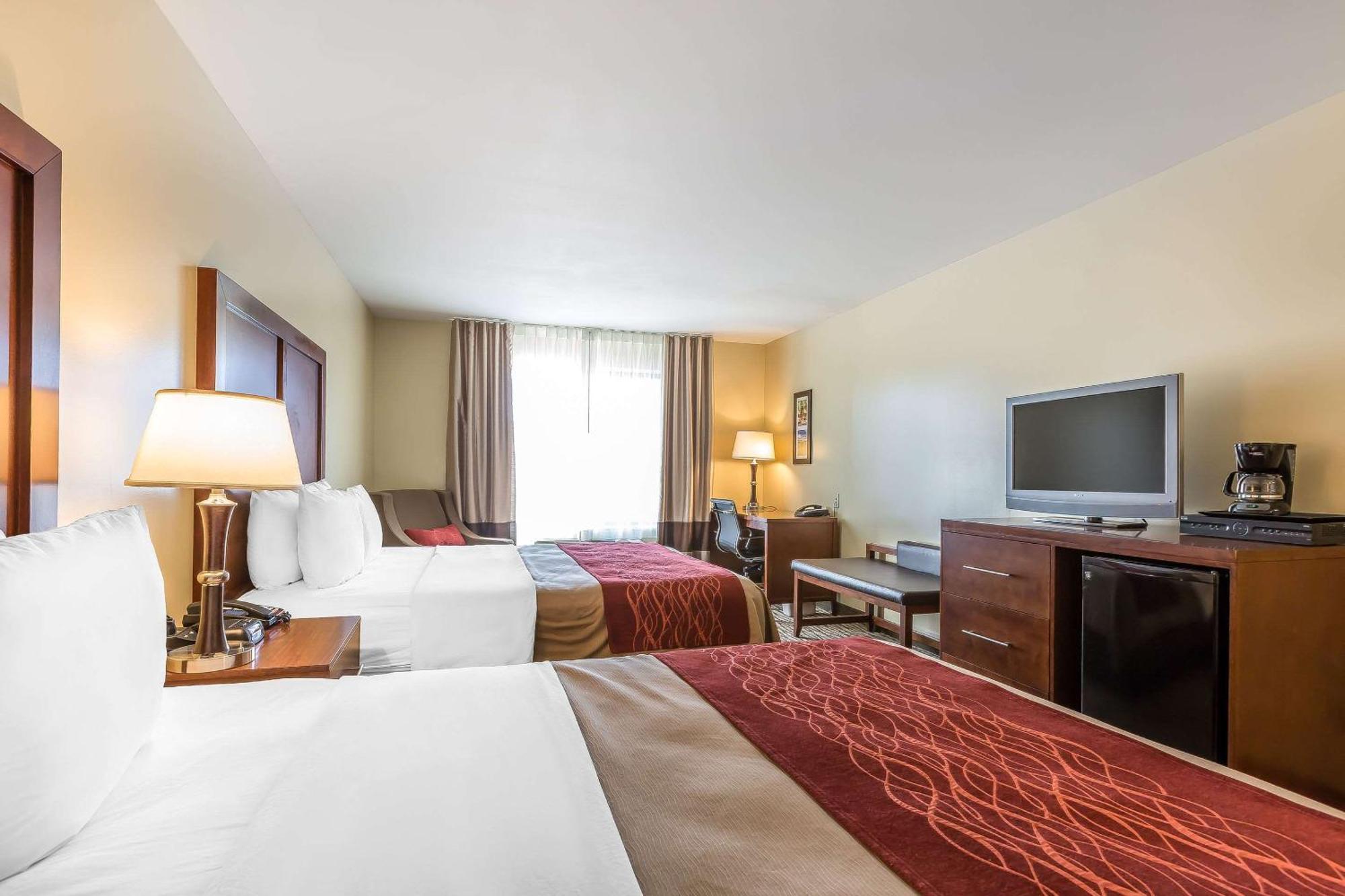 Comfort Inn Pomona Near Fairplex Екстер'єр фото