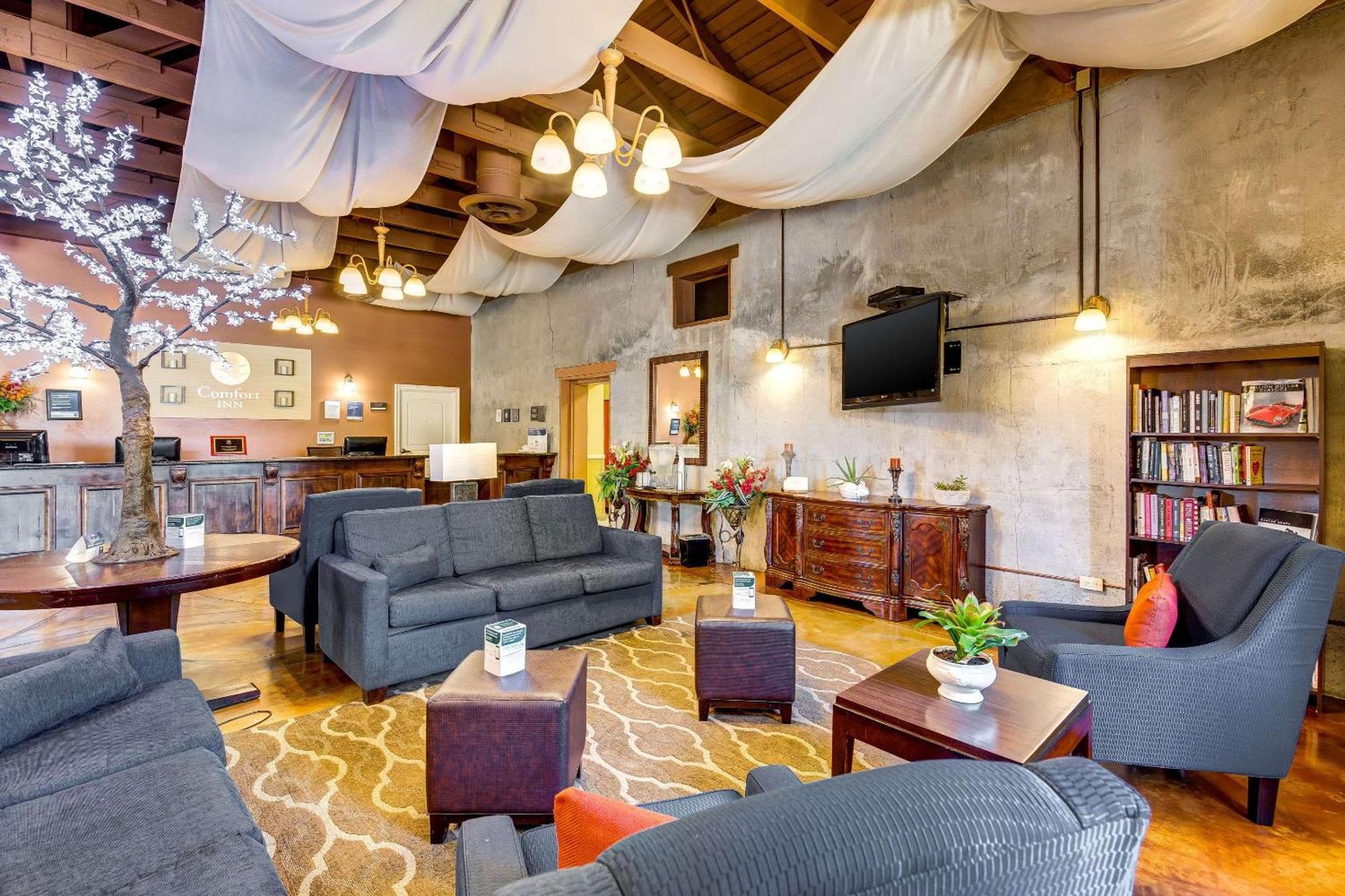 Comfort Inn Pomona Near Fairplex Екстер'єр фото